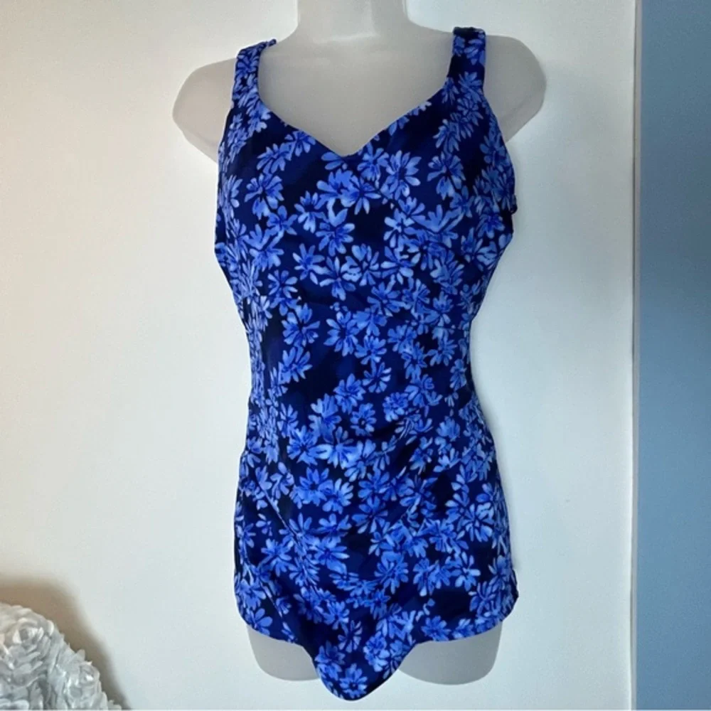 Maxine Blue Floral 1PC Swimsuit‎ Medium